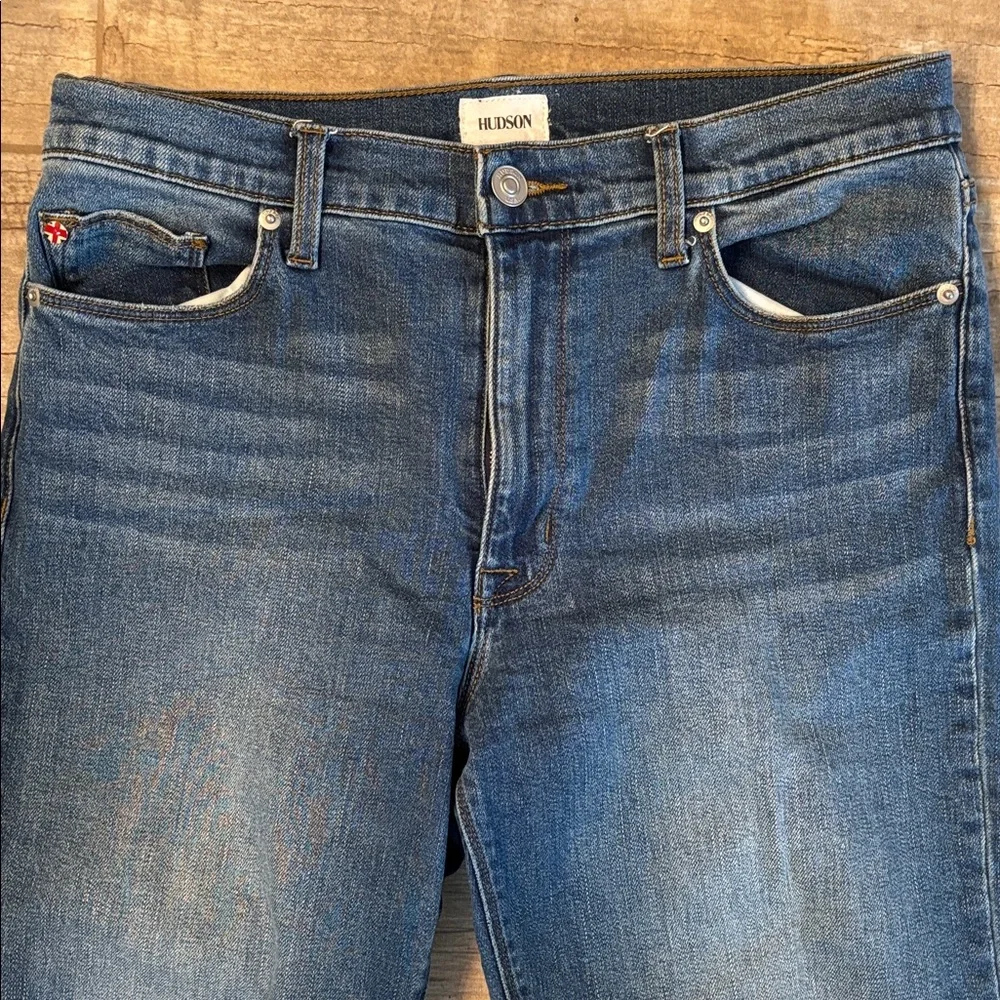 Hudson Denim Women's 30 Blue Jeans Barbara Straight Stretch Medium Wash - Picture 2 of 3